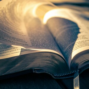 Lecture priante de la Bible